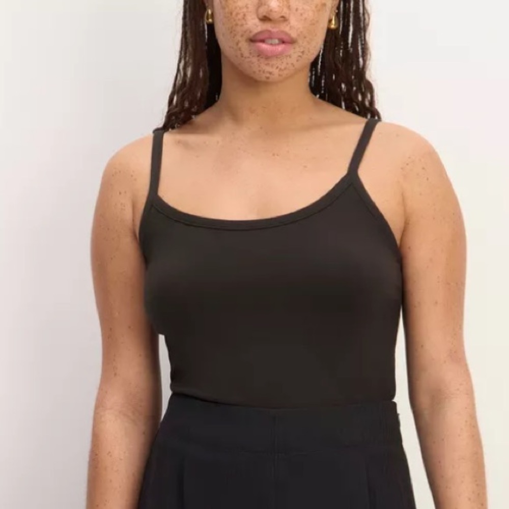NWOT Everlane Perform Cami Black M